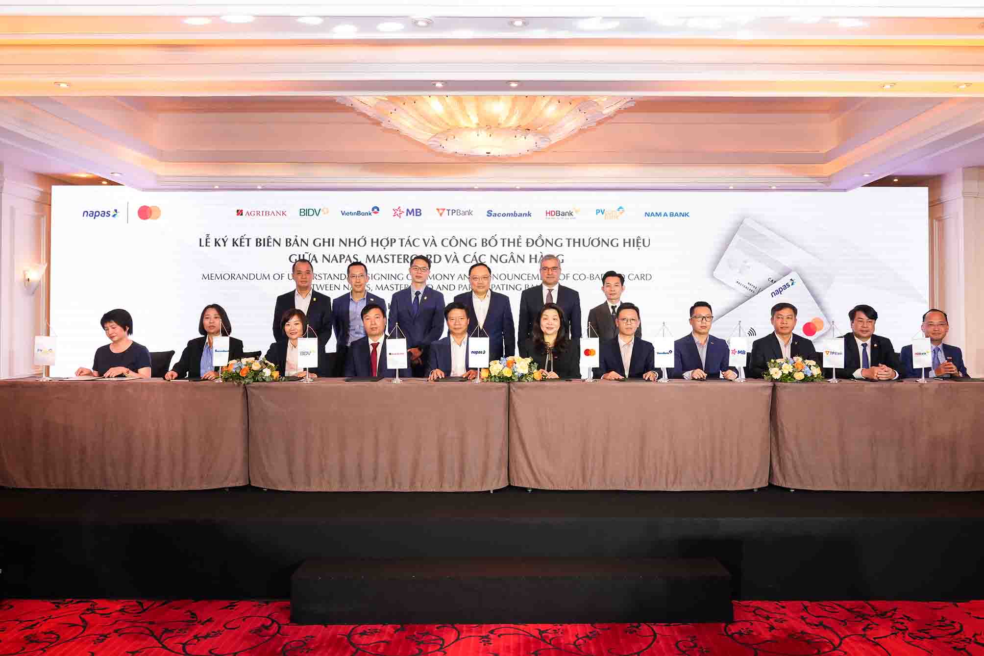 NAPAS và Mastercard phát hành thẻ đồng thương hiệu với 9 ngân hàng