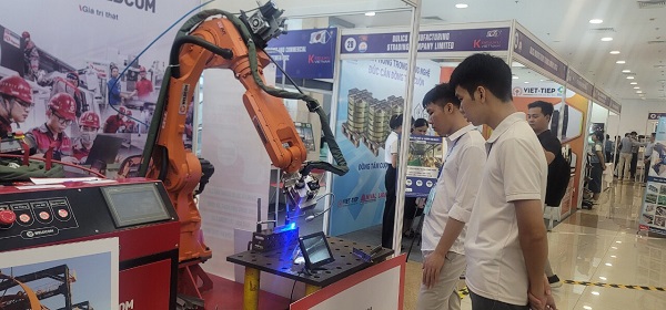 Hội chợ triển lãm công nghiệp chủ lực Hà Nội 2024 thu hút trên 200 gian hàng 