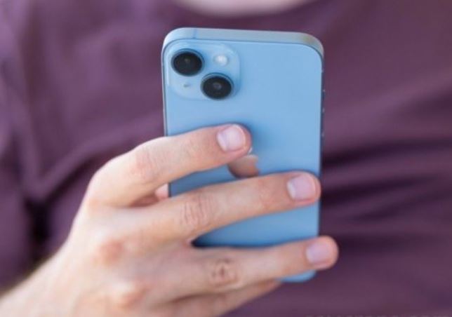 iPhone 14 trở thành iPhone rẻ nhất của Apple, đập hộp như cho 4 triệu đồng, thua iPhone 16 cực ít