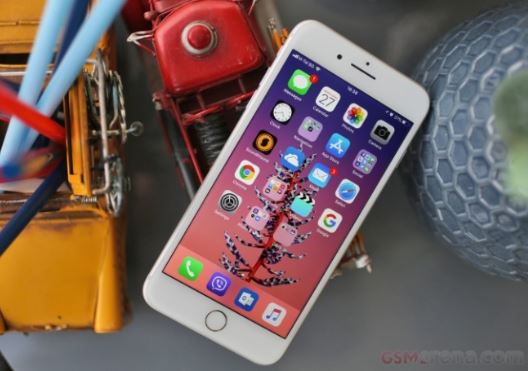 iPhone 8 Plus vẫn là hàng hot trên thị tường, nhiều nơi sẵn hàng, giá siêu rẻ, camera hơn iPhone 16