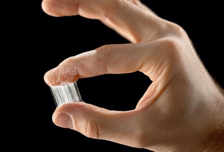 Cách gỡ keo 502 dính trên tay chỉ trong tích tắc