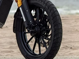 ‘Chiến binh côn tay’ mang thương hiệu Anh quốc ra mắt: Át vía Honda Winner X và Exciter, giá cực rẻ