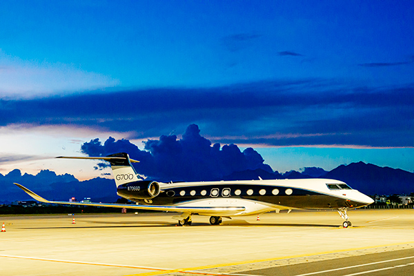 5 siêu chuyên cơ Gulfstream 'đổ bộ' Đà Nẵng