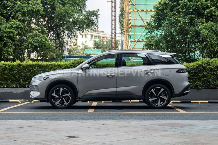 Xe gầm cao lớn hơn Mazda CX-5, tiêu thụ 1,14 lít xăng/100 km, giá gần 370 triệu đồng