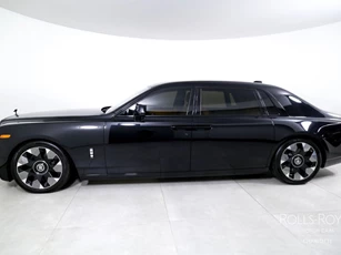Top 10 xe sedan đắt nhất thế giới năm 2024: Rolls-Royce Phantom dẫn đầu
