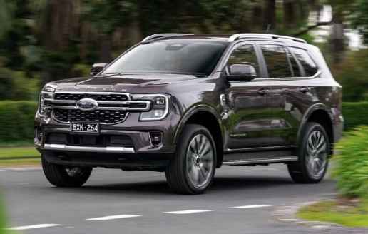 Tầm giá trên dưới 1 tỷ đồng, mẫu D-SUV nào rộng rãi, mạnh mẽ đáng mua nhất hiện nay?