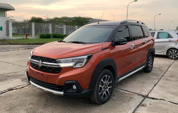 MPV gia đình Suzuki XL7 bán lại với giá ngỡ ngàng sau 2 năm sử dụng