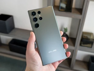 Giảm mạnh gần chục triệu đồng, đây là mẫu Galaxy S Ultra rẻ nhất Việt Nam trong tháng 10