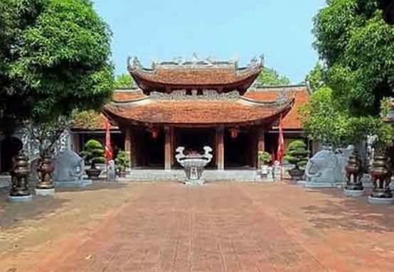 Đây là vùng đất duy nhất ở Việt Nam xứng với danh xưng ‘quê vua, đất chúa’, ẩn chứa long mạch ngàn năm