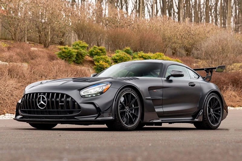 Mercedes-AMG GT Black Series đứng thứ 2.