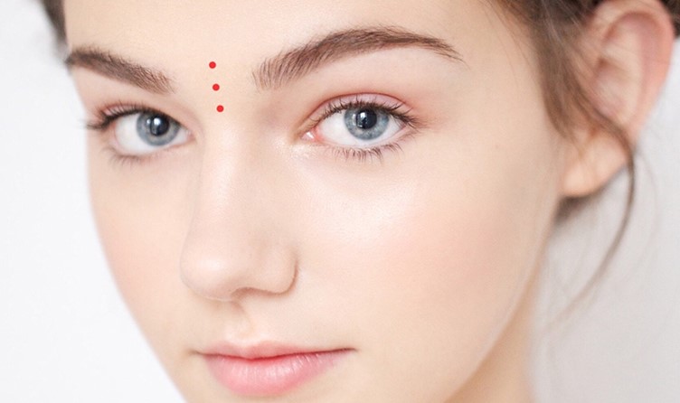 Bất kể nam hay nữ, người có nốt ruồi son ở nơi này sẽ gặp nhiều may mắn, ở đó chứa đựng sự giàu sang phú quý