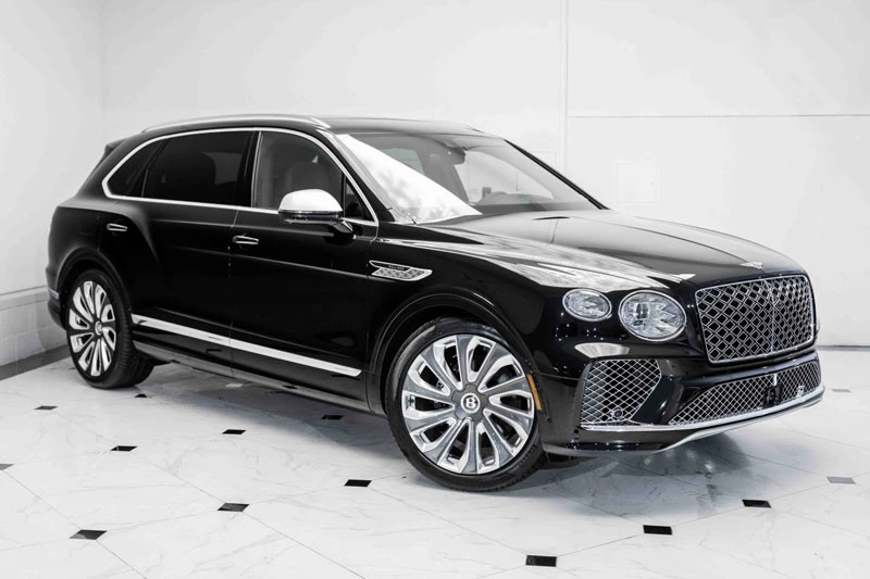 Bentley Bentayga đứng thứ 3.