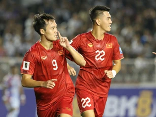 Trụ cột ĐT Việt Nam báo tin vui sau chấn thương, HLV Kim Sang Sik 'thở phào' trước AFF Cup 2024