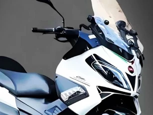 Quên Honda SH đi, ‘vua xe ga’ 250cc mới đẹp long lanh trình làng giá 65,7 triệu đồng, có ABS 2 kênh
