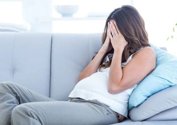 Tôi vừa thông báo mang bầu, 2 nhà nội ngoại đã xảy ra "chiến tranh" ầm ĩ, chồng còn "phán" một câu làm tôi muốn tăng xông