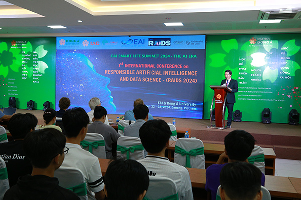Đại học Đông Á lần đầu tổ chức hội thảo quốc tế trí tuệ nhân tạo và khoa học dữ liệu có trách nhiệm