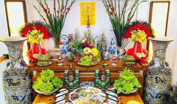 3 dấu hiệu xấu trên bàn thờ, có thì sửa ngay kẻo gia tiên trách phạt, giàu có cũng lụi