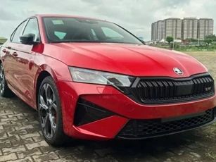 Skoda Octavia đầu tiên về Việt Nam để tham dự VMS 2024, đối thủ mới của Mazda3, Honda Civic