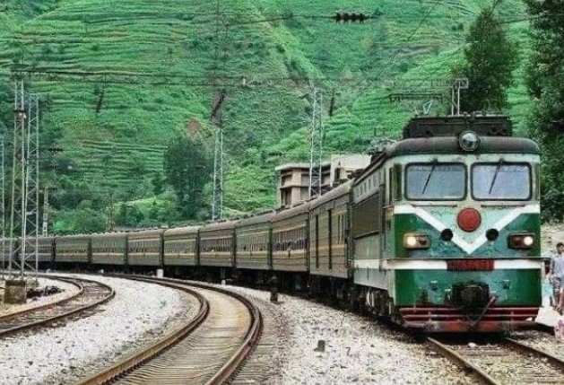 Tại sao tàu thà đến muộn một hoặc hai giờ còn hơn đến sớm? Đọc xong tôi mới nhận ra