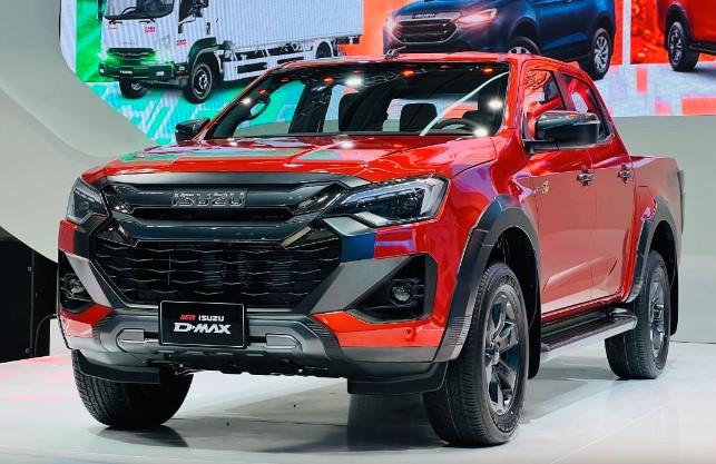 Isuzu D-Max 2024 chính thức ra mắt, thêm trang bị đấu Ford Ranger