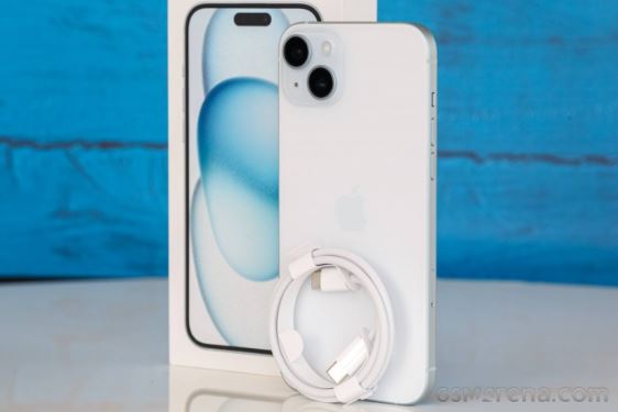 Đây là chiếc iPhone Plus đáng mua nhất hiện nay, thiết kế cam chéo cực đẹp, màn hình Dynamic nổi bật, giá rẻ hấp dẫn