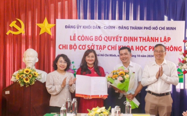 Công bố quyết định thành lập Chi bộ cơ sở Tạp chí Khoa học phổ thông