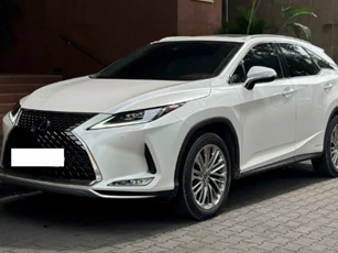 Lăn bánh 2 năm, xe 'siêu tiết kiệm xăng' Lexus RX 450h bán lại với giá ngỡ ngàng