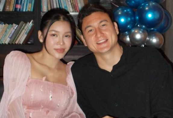 Cuộc sống như mơ của vợ chồng thủ môn Đặng Văn Lâm trong biệt thự triệu đô ở Hưng Yên