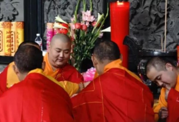 Tại sao tu sĩ ăn chay hàng ngày lại vẫn béo? Hóa ra là do những nguyên nhân này gây ra