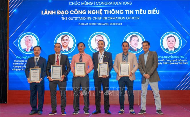 Lan tỏa nhiệt huyết chuyển đổi số trong xã hội