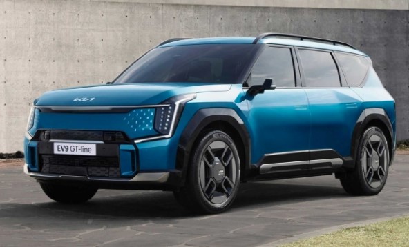 Kia EV9 2025 chốt giá từ 54.900 USD, tăng sức ép lên VinFast VF9