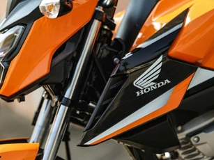 Đại chiến Yamaha Exciter, Honda ra mắt ‘huyền thoại côn tay’ 160cc đẹp hơn Winner X, có ABS, giá mềm