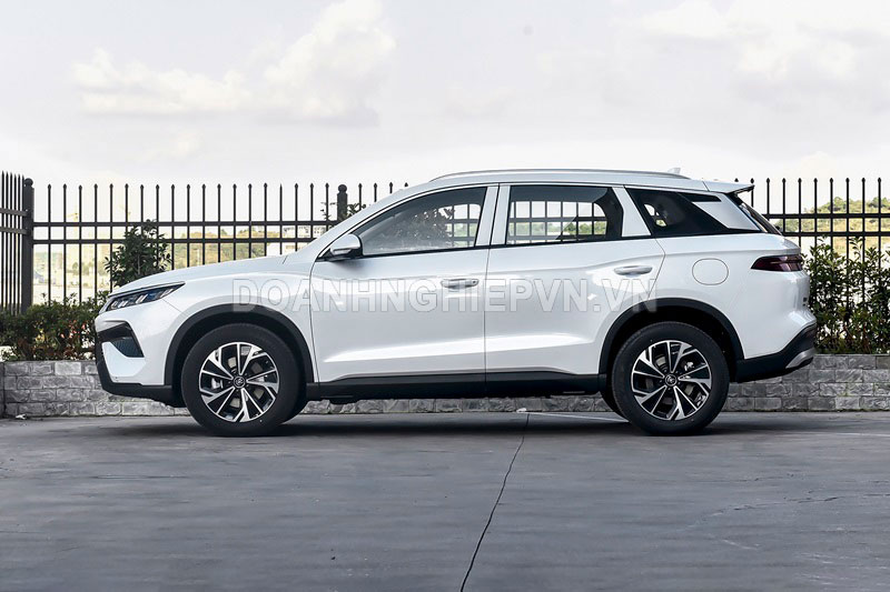 SUV cùng phân khúc với Mazda CX-5, tiết kiệm xăng hơn Honda Vision, giá rẻ bất ngờ