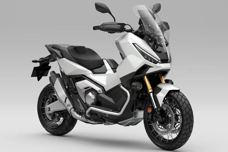 Honda X-ADV 2025.