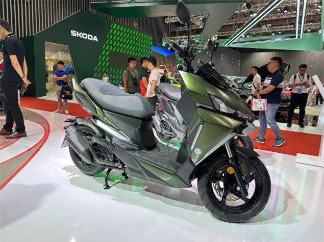 'Vua xe ga' 158cc mới ra mắt khách Việt với thiết kế đẹp lung linh, có ABS 2 kênh xịn như Honda SH ảnh 1