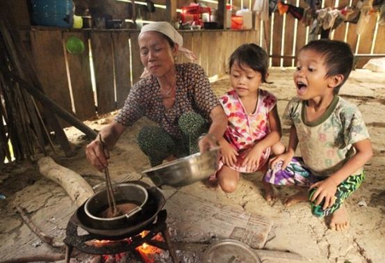 Hé lộ bộ tộc bí ẩn nhất thế giới đến từ Việt Nam, không mặc quần áo, sở hữu phép thuật kỳ dị