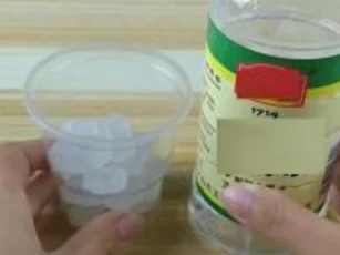 Giấm trắng và đường phèn trộn với nhau có tác dụng rất tốt, giải quyết được nhiều vấn đề trong cuộc sống, những điều dưới đây thực sự rất hữu ích