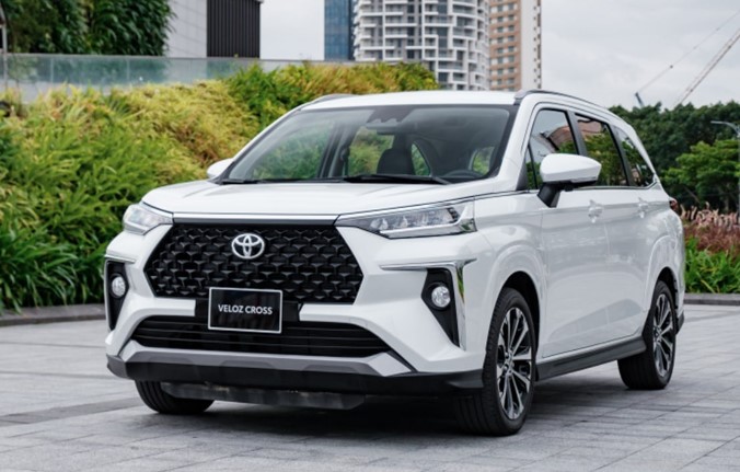 Tậu xe Toyota Veloz Cross, nên chọn phiên bản nào?