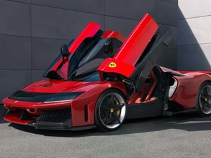 Ngắm siêu xe mạnh nhất trong lịch sử Ferrari, giá hơn 98 tỷ đồng