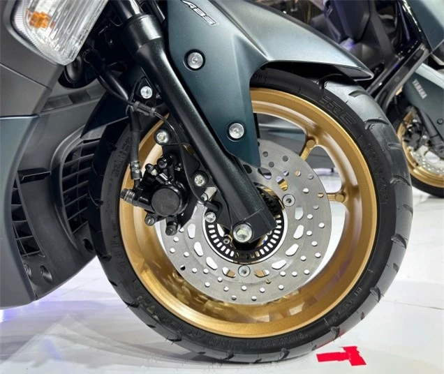 Yamaha ra mắt ‘tân binh’ xe ga 155cc mới cực đẹp tại Việt Nam, có ABS 2 kênh xịn sò như Honda SH ảnh 6