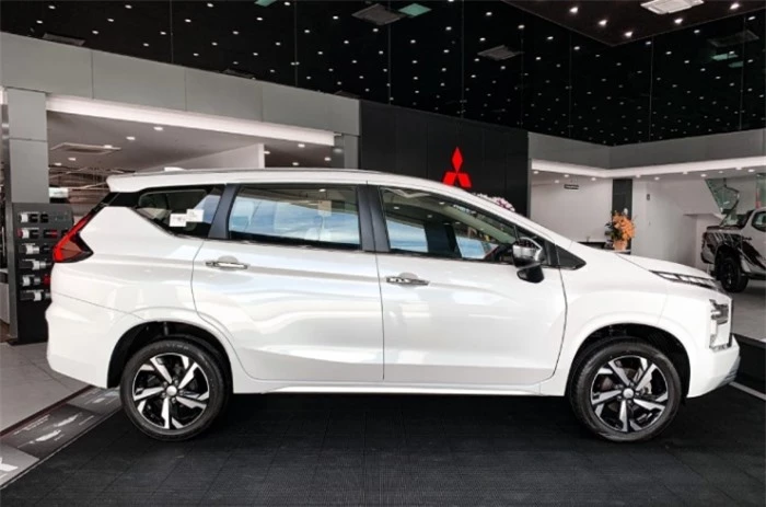 Giá xe Mitsubishi Xpander lăn bánh cuối tháng 10/2024 rẻ không đối thủ, át vía Toyota Veloz Cross ảnh 3