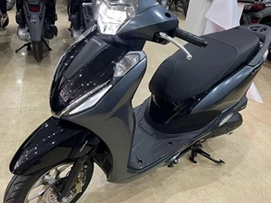 Giá xe Honda LEAD 2025 cuối tháng 10/2024 giảm 'kịch sàn', rẻ ngang ngửa Vision hút khách Việt