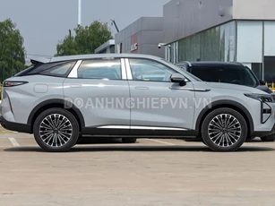 SUV công suất 610 mã lực, ‘uống xăng như ngửi’, giá gần 790 triệu đồng, so kè cùng Hyundai Santa Fe