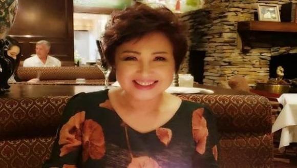 Nữ danh ca Việt thừa nhận phải ly hôn vì quá nhiều người theo đuổi, có nhiều mối tình, tuổi 74 vẫn cô đơn nơi xứ người