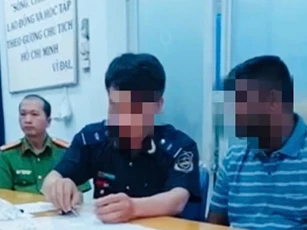 Phát hiện hơn 1.000 viên kim cương nhập lậu qua sân bay Tân Sơn Nhất