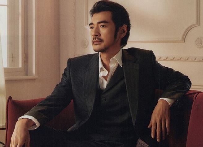 Nam thần điển trai nhất Cbiz khiến Song Hye Kyo "mê mệt", nhận cát-xê 40 tỷ/phim vẫn bỏ nghề về quê làm ruộng