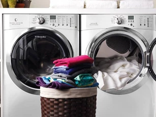 Giật mình vì thói quen sử dụng máy giặt không đúng cách của bà nội trợ
