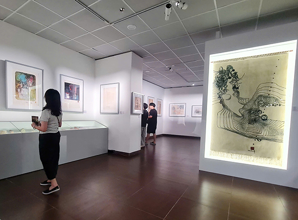 Bảo tàng Mỹ thuật Đà Nẵng trưng bày bộ sưu tập nghệ thuật Lê Bá Đảng