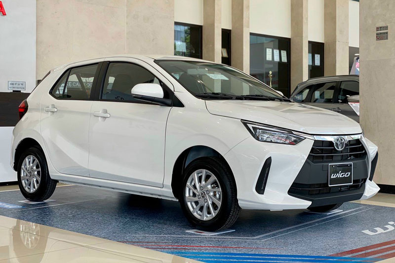 Toyota Wigo giảm giá bán, quyết đấu với Hyundai Grand i10, Kia Morning