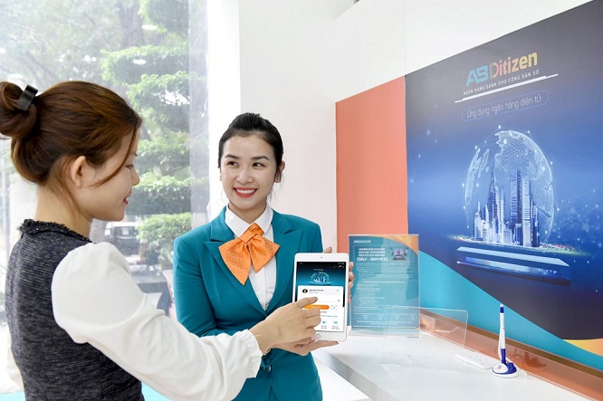 Thanh toán online tăng ‘vũ bão’, ngân hàng tăng cường bảo mật